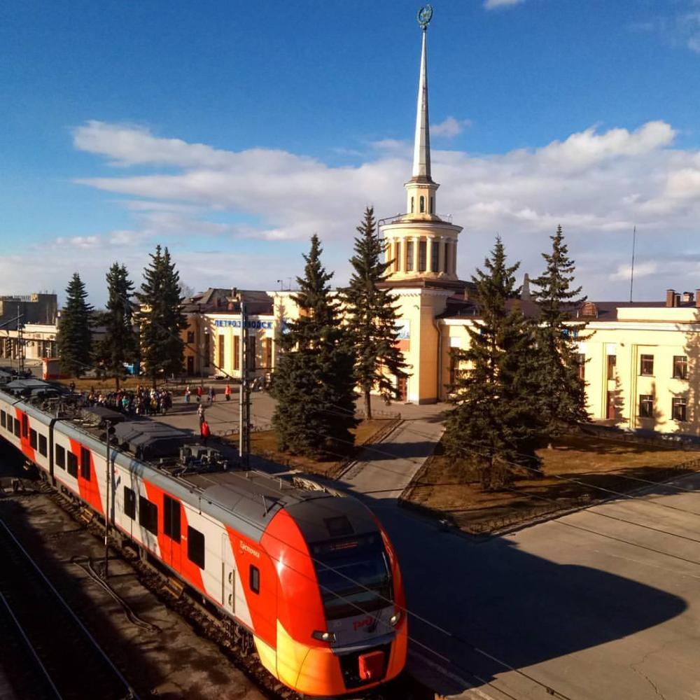 железнодорожный вокзал в петрозаводске