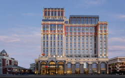 Marriott Imperial Plaza Hotel (Марриотт Империал Плаза)