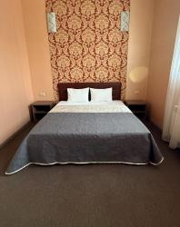 Пластов (бывш. Клеопатра)