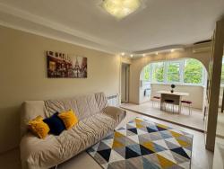 Sun City Apartment (Сан Сити Апартмент) на бульваре Цветной