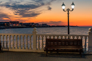 Каспийск или Дербент: где лучше отдыхать в 2025 году?