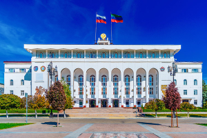 Махачкала или Каспийск: где лучше отдыхать в 2025 году?